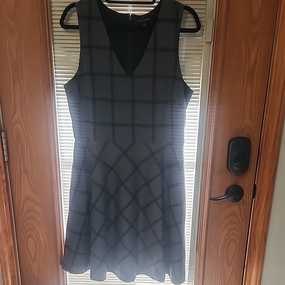 Elegant Black Plaid Sleeveless Dress